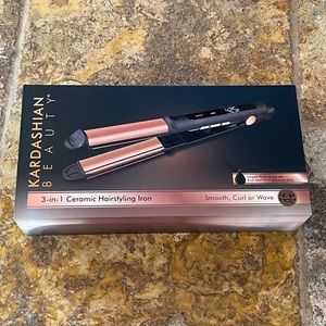 Kardashian Beauty - Chi Flat Iron - 3 in 1!